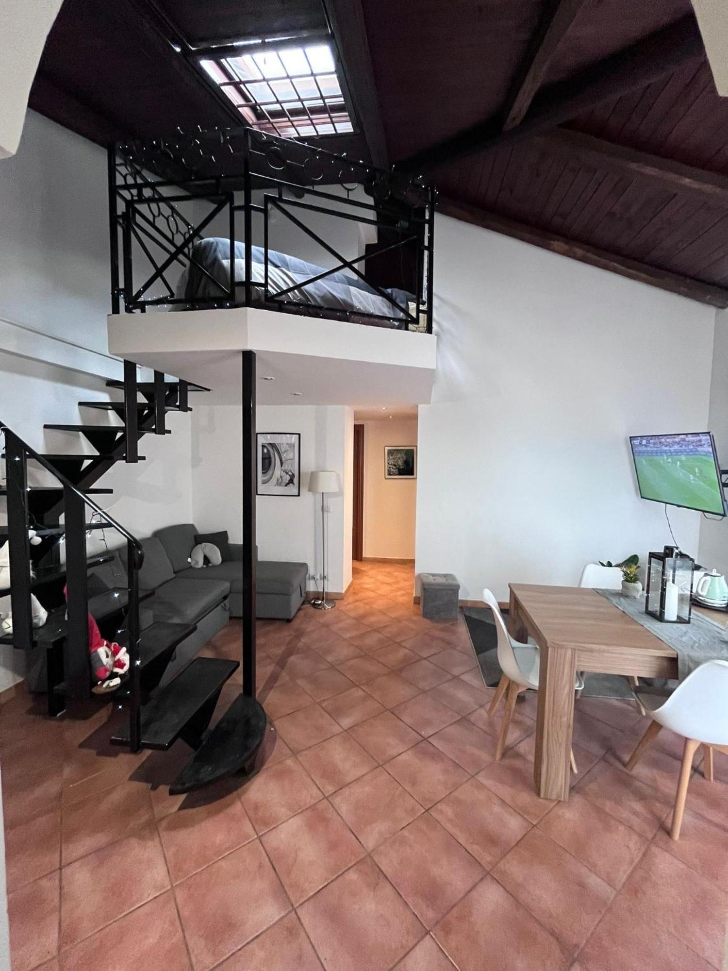A Casa Di Leo Lejlighed Santa Maria delle Mole Eksteriør billede